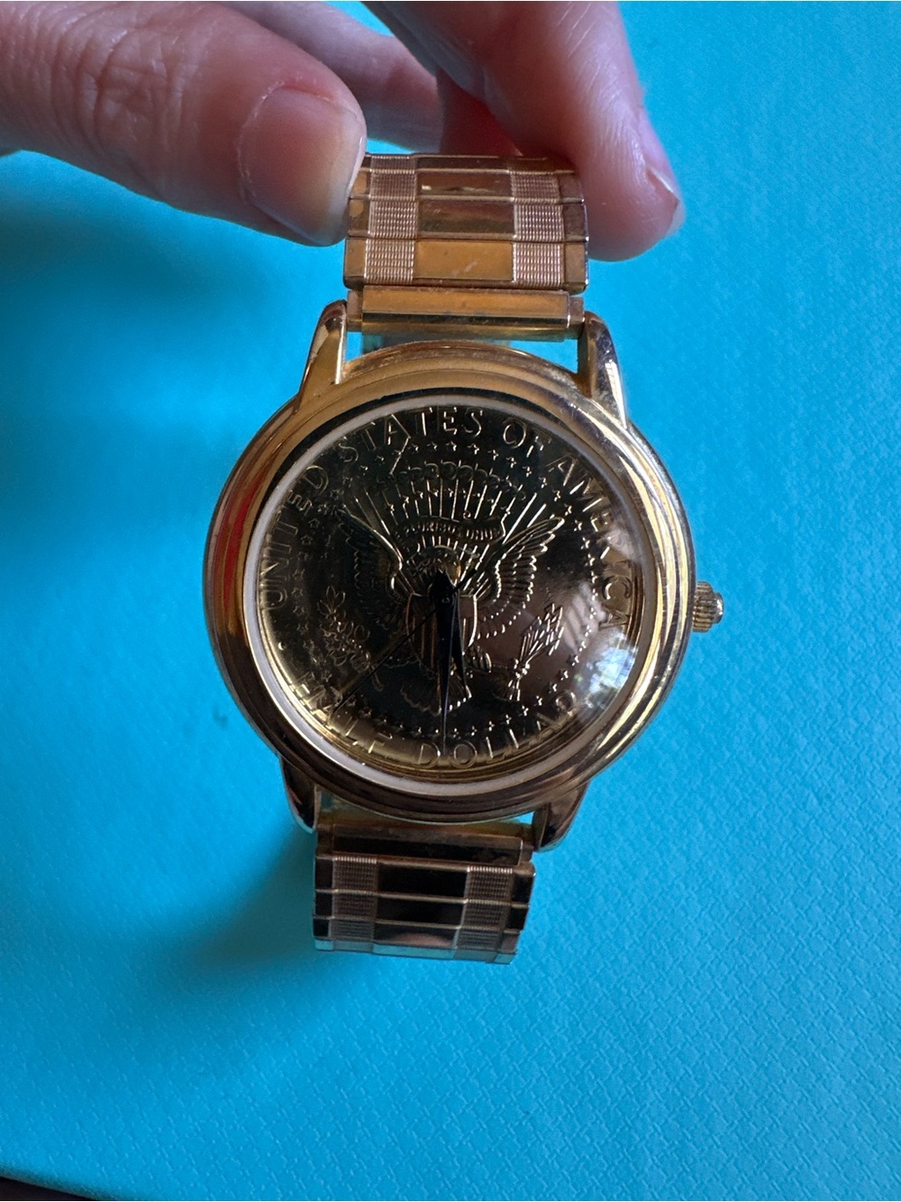 Vintage Gold Tone Half Dollar Presidential Coin Stretch Band Wristwatch